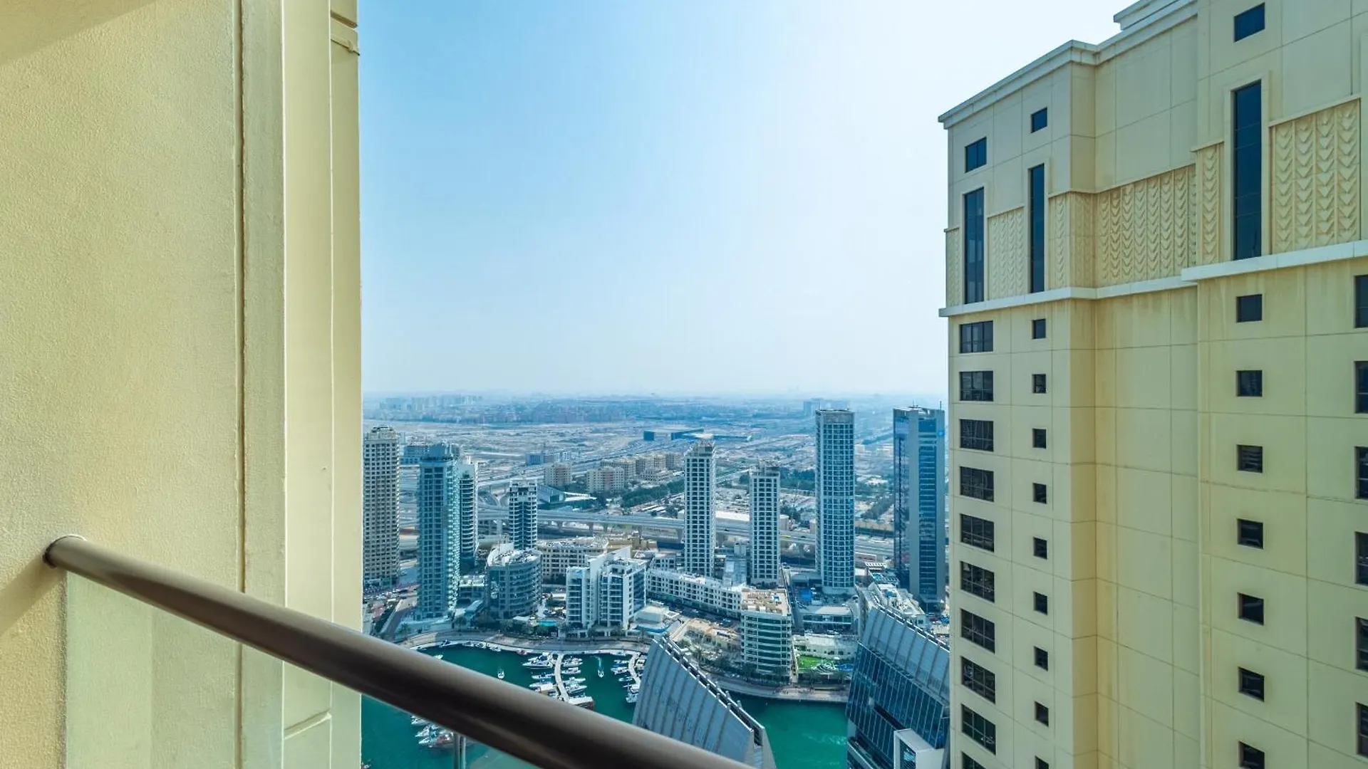 5 Star Luxury Sea View Apartment Dubai