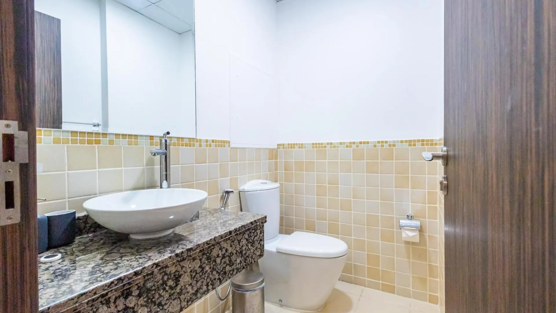 5 Star Luxury Sea View Apartment Dubai