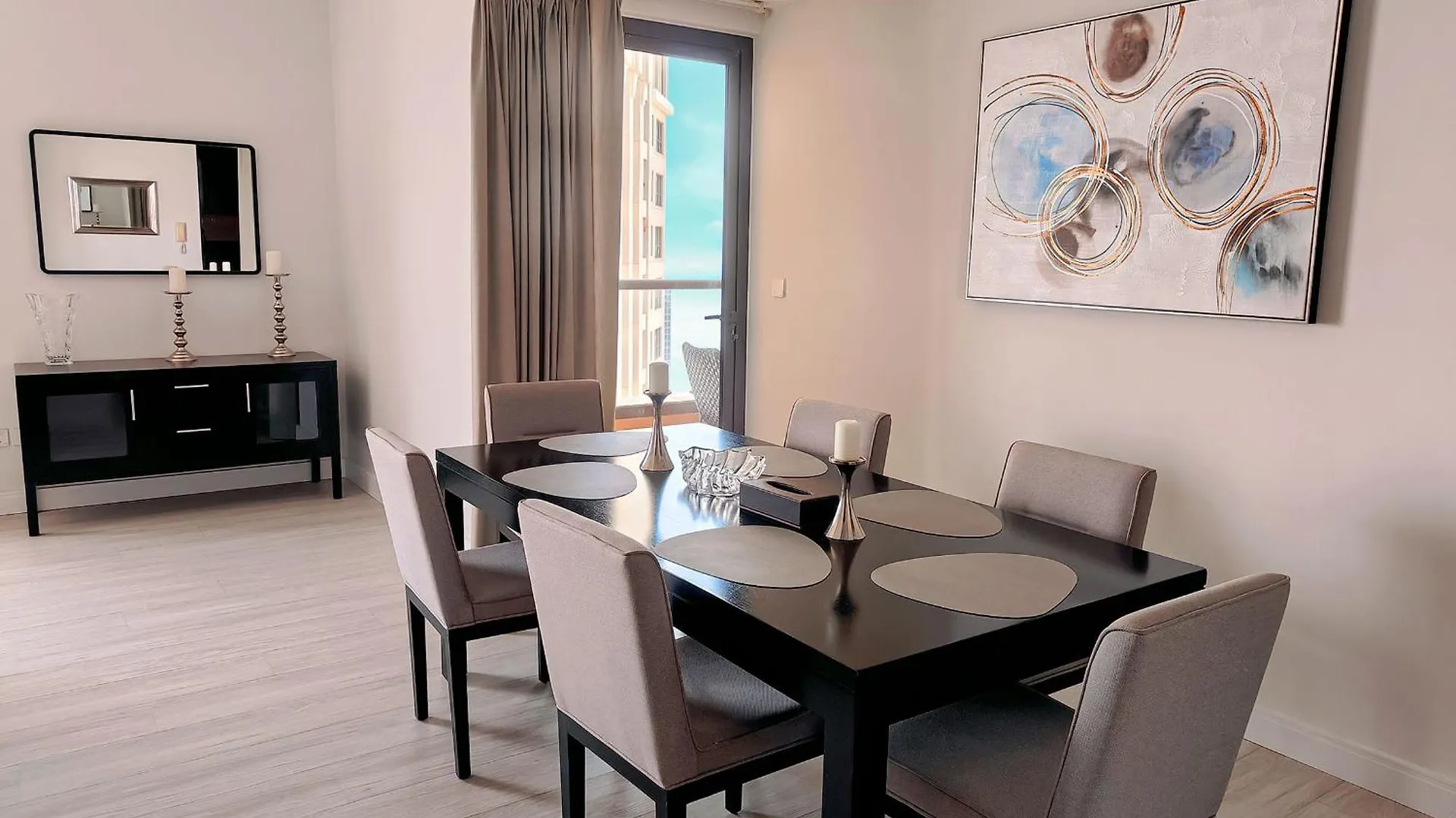 5 Star Luxury Sea View Apartment Dubai